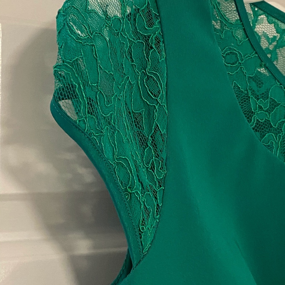 Dress - Picture 3 of 5